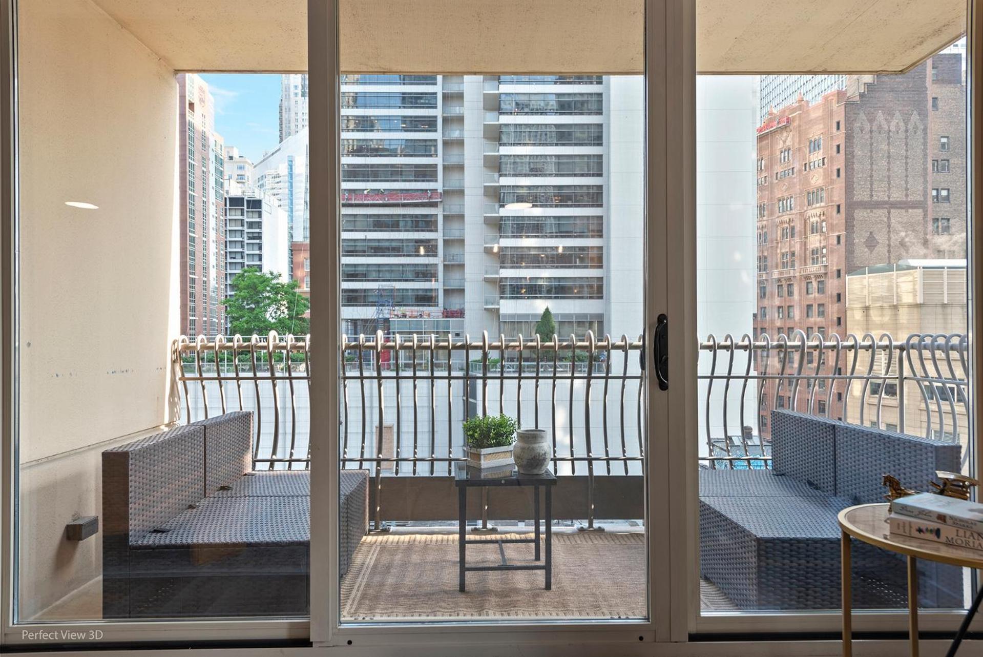 The Bernardin Gold Coast Luxury Apartments Near Magnificent Mile Chicago Exterior foto