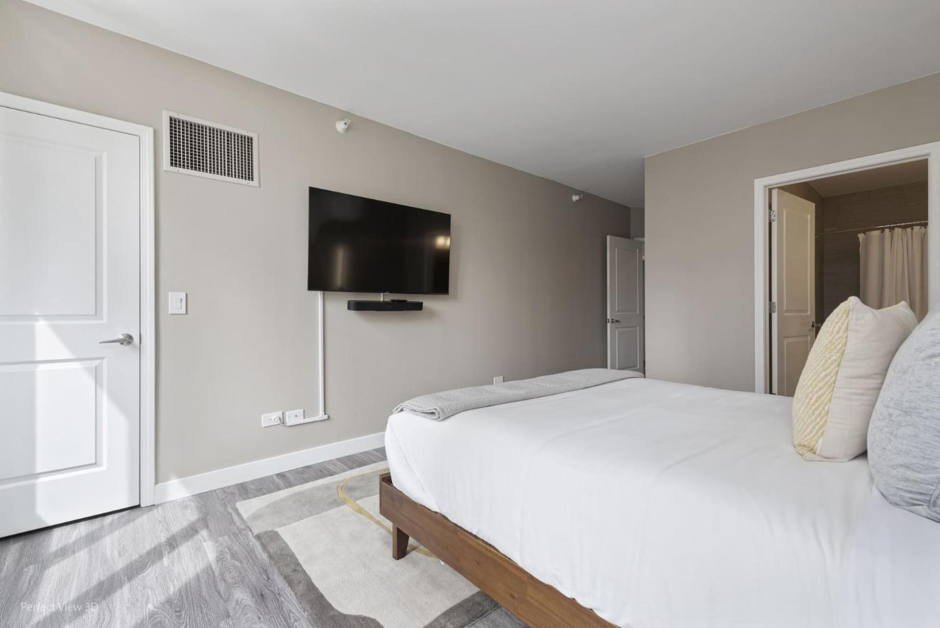 The Bernardin Gold Coast Luxury Apartments Near Magnificent Mile Chicago Exterior foto